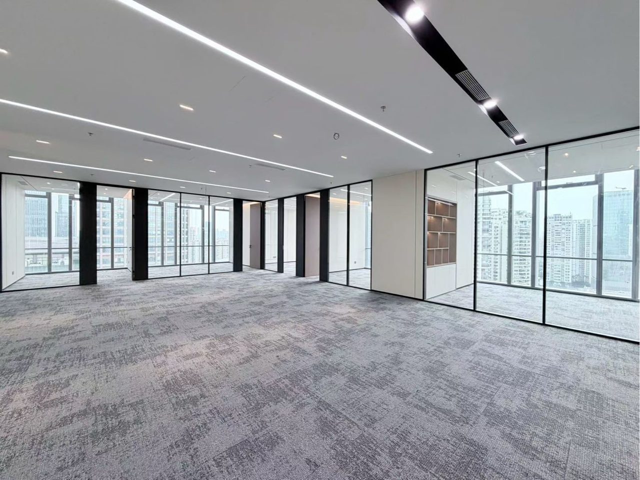 300㎡豪装办公室 航天科技广场·近后海站·中层