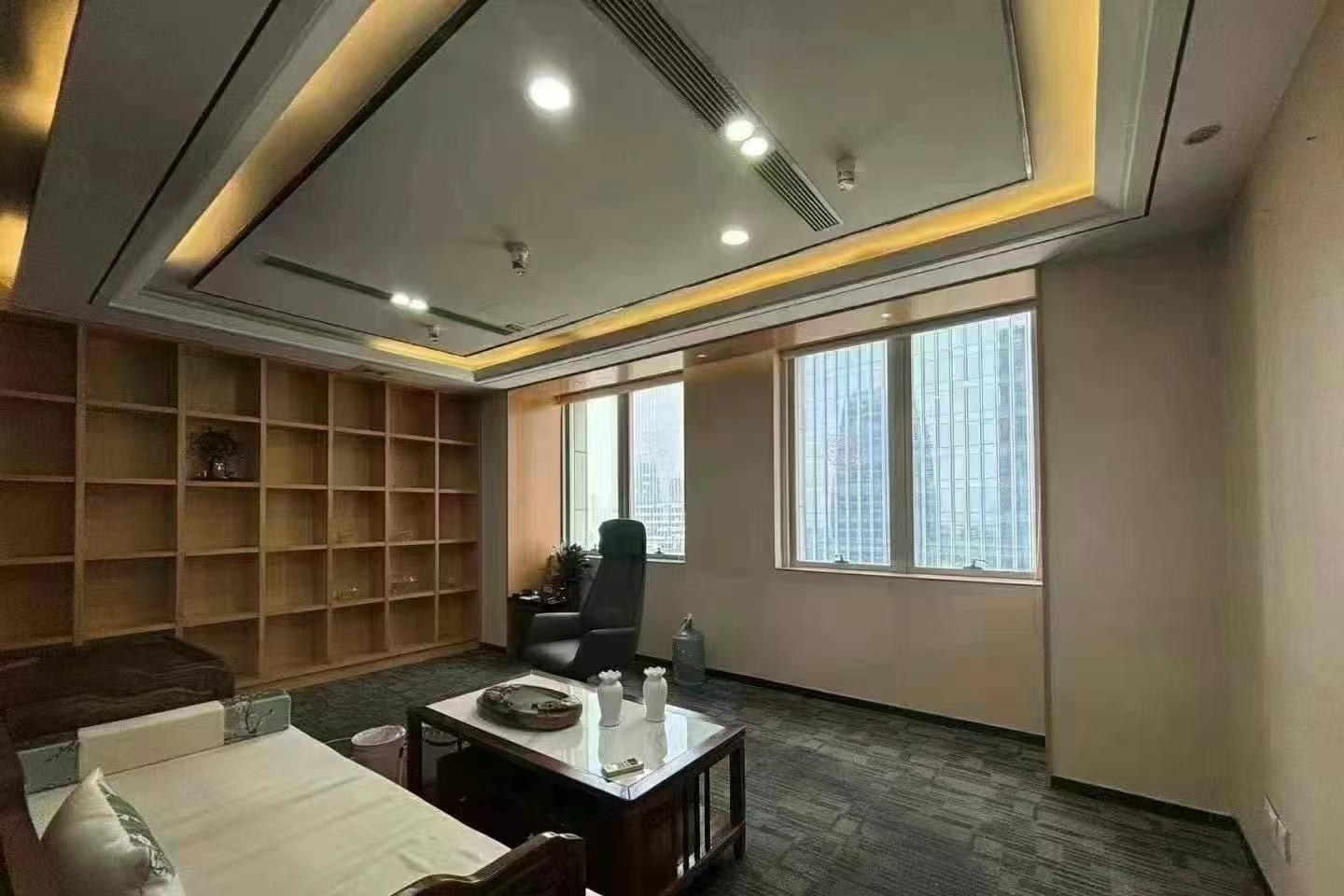 荣超滨海大厦 450㎡ 精装 中楼层办公室出租