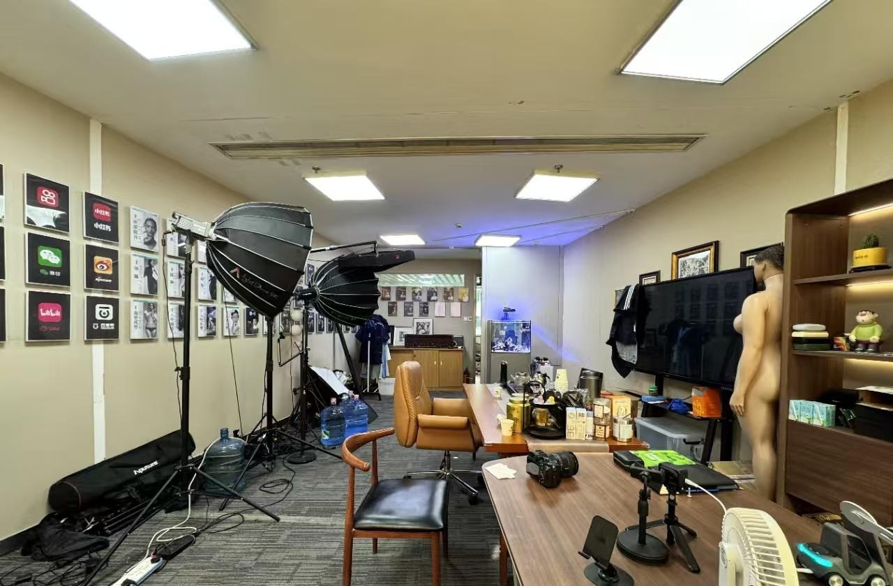 联合广场 104㎡ 精装 中楼层办公室出租