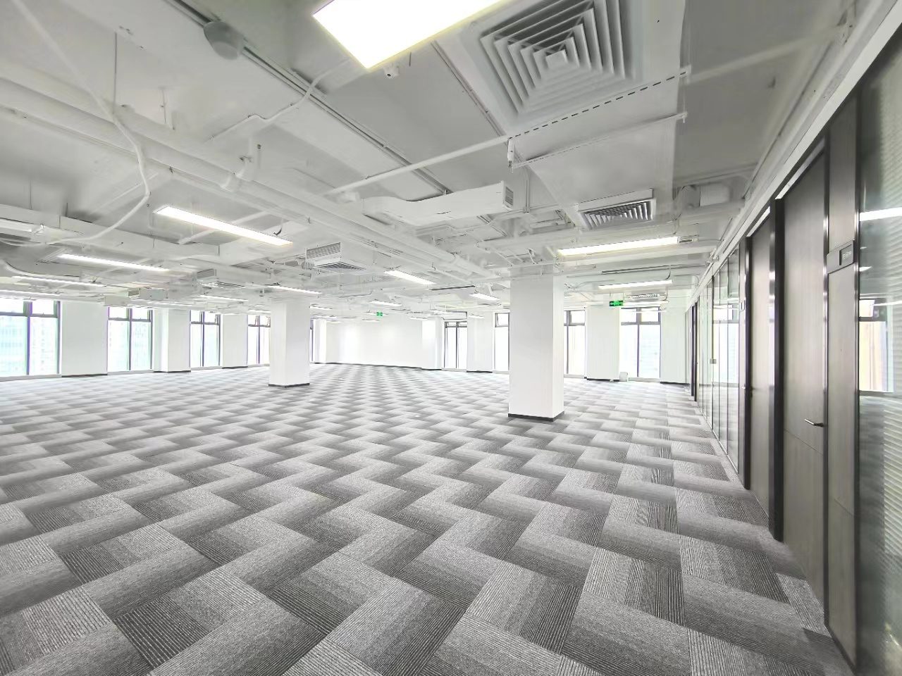 中科大厦写字楼1507㎡精装户型·高层四面采光向出租