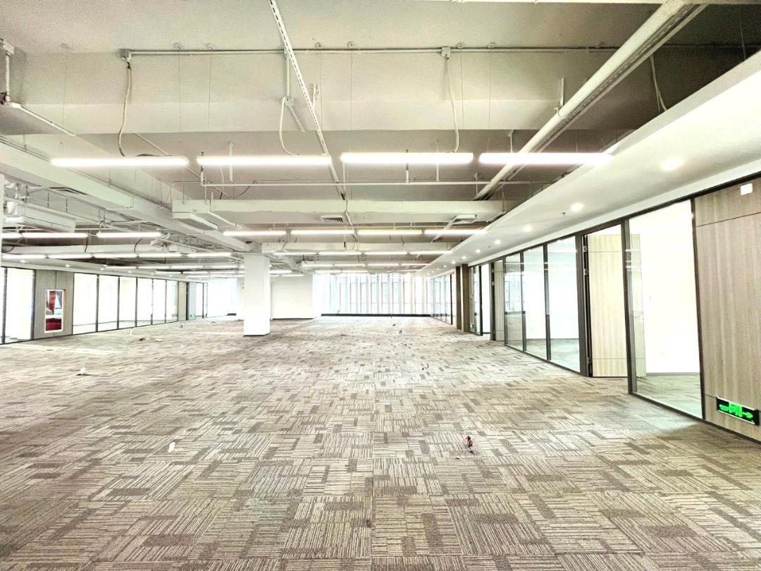 深圳市软件产业基地写字楼980㎡精装户型·中层四面采光向出租实景图