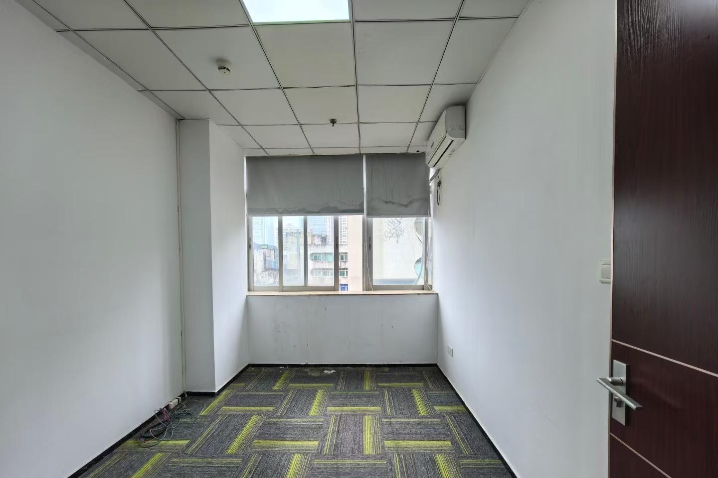 深圳安华工业区 148㎡ 精装 低楼层办公室出租