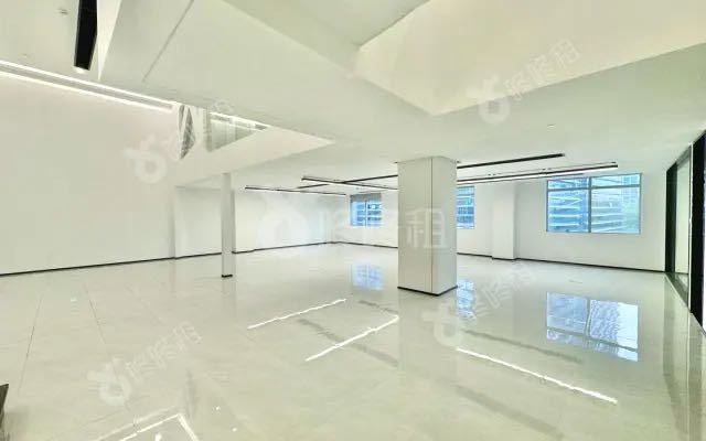 南山区科技园 中科纳能大厦365㎡精装办公间中层出租