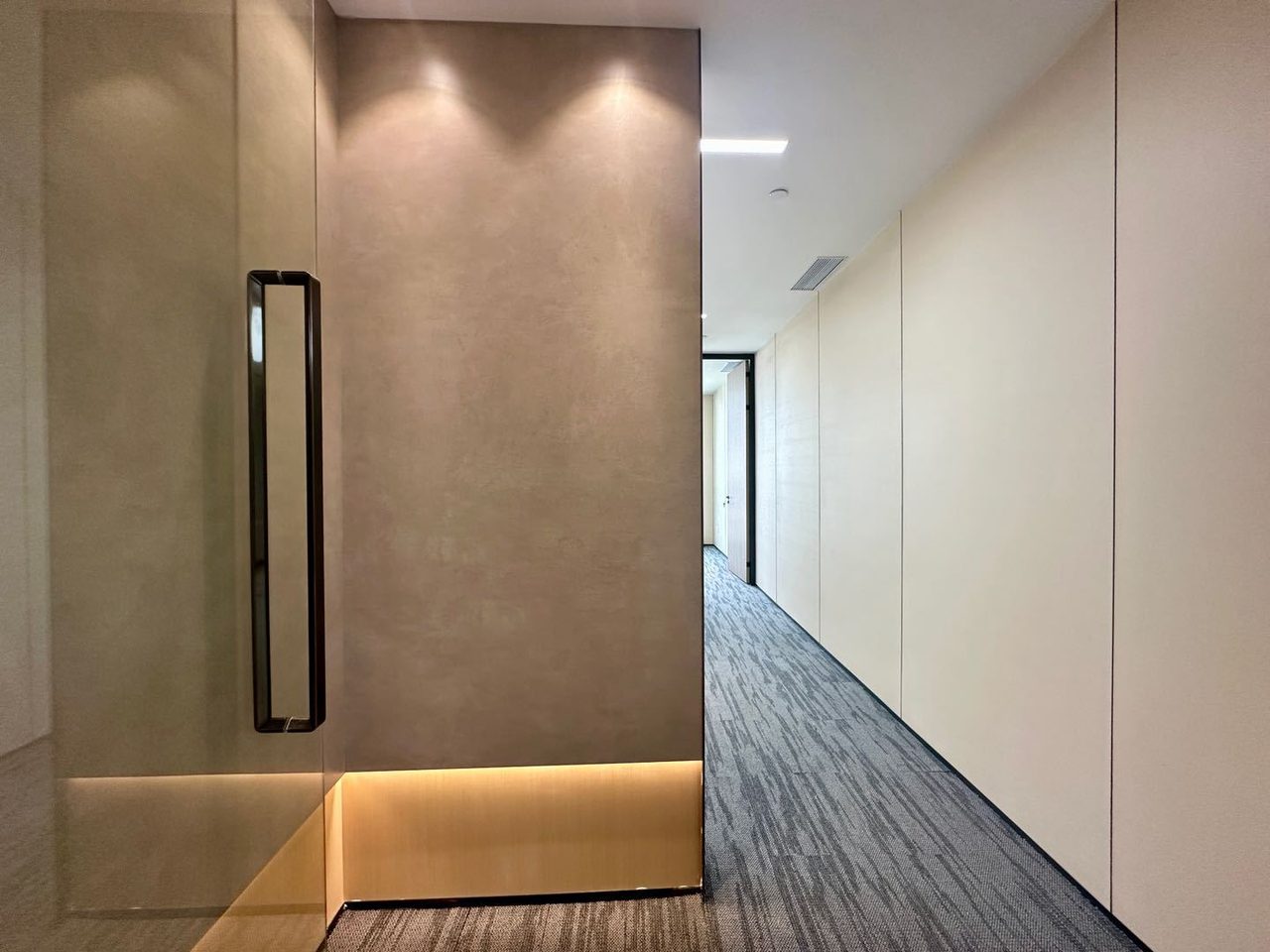 南山区科技园写字楼出租 怡化金融科技大厦 265㎡精装