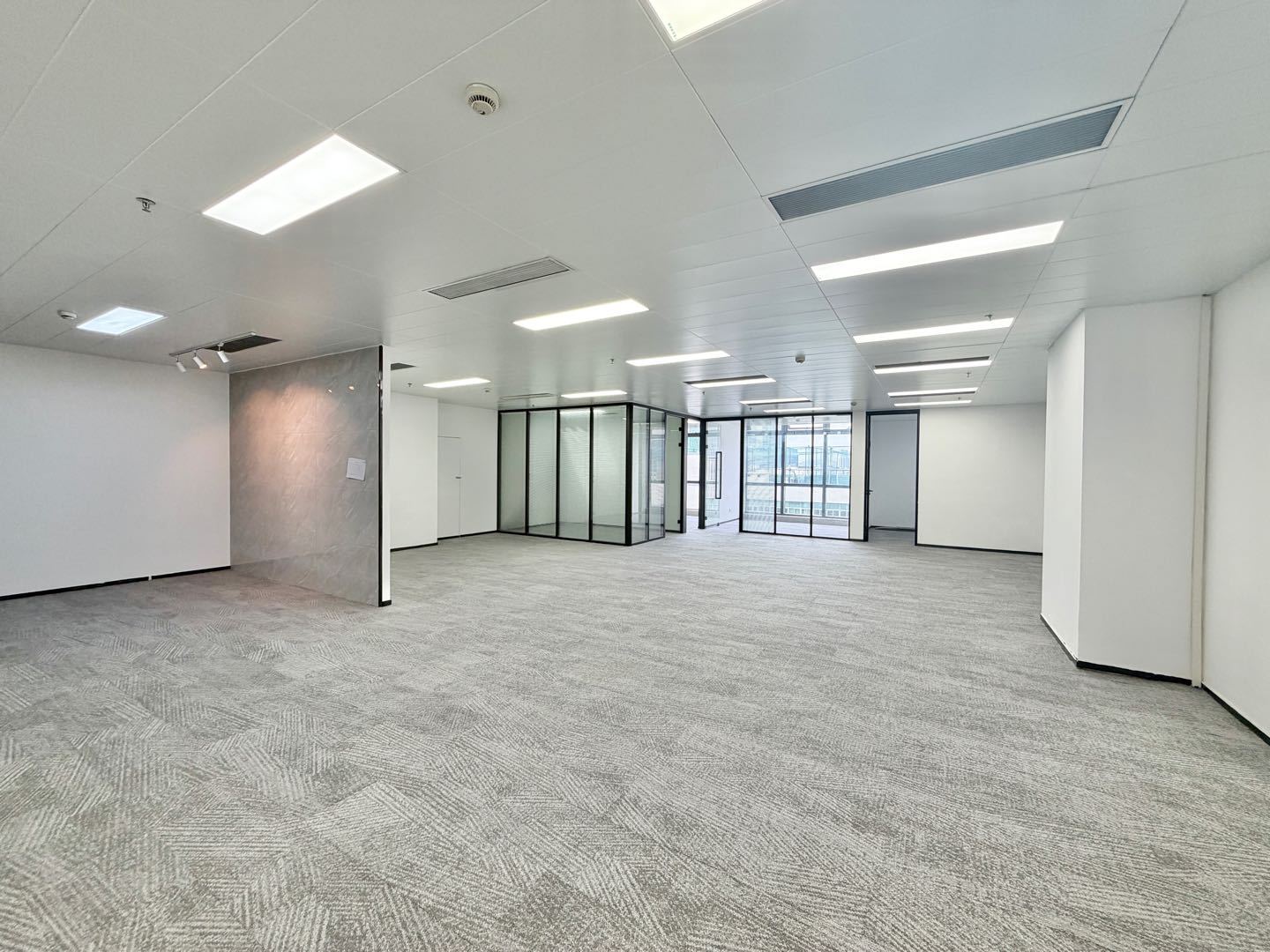 威盛科技大厦 242㎡ 精装 低层办公室出租实景图