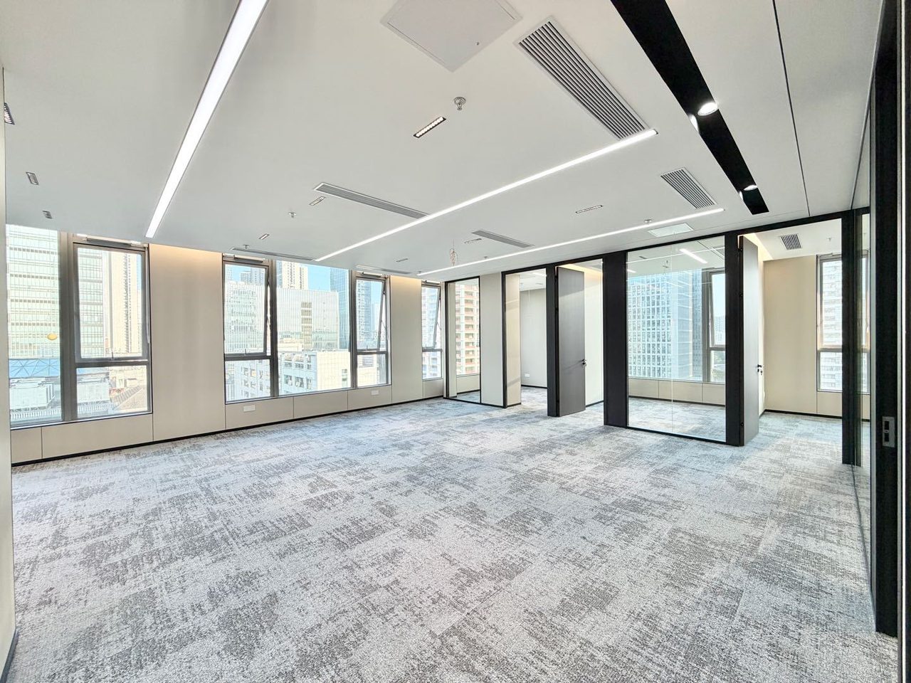 206㎡豪装办公室 远望谷大厦·近粤海门站·中层实景图
