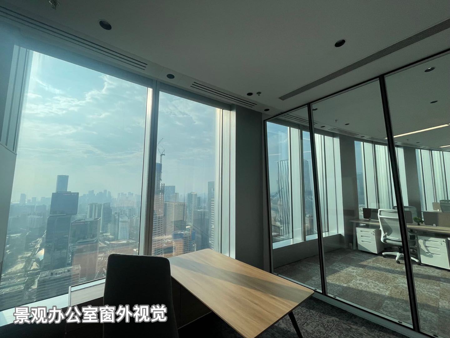 中国华润大厦(春笋) 292.84㎡ 精装 高层办公室出租