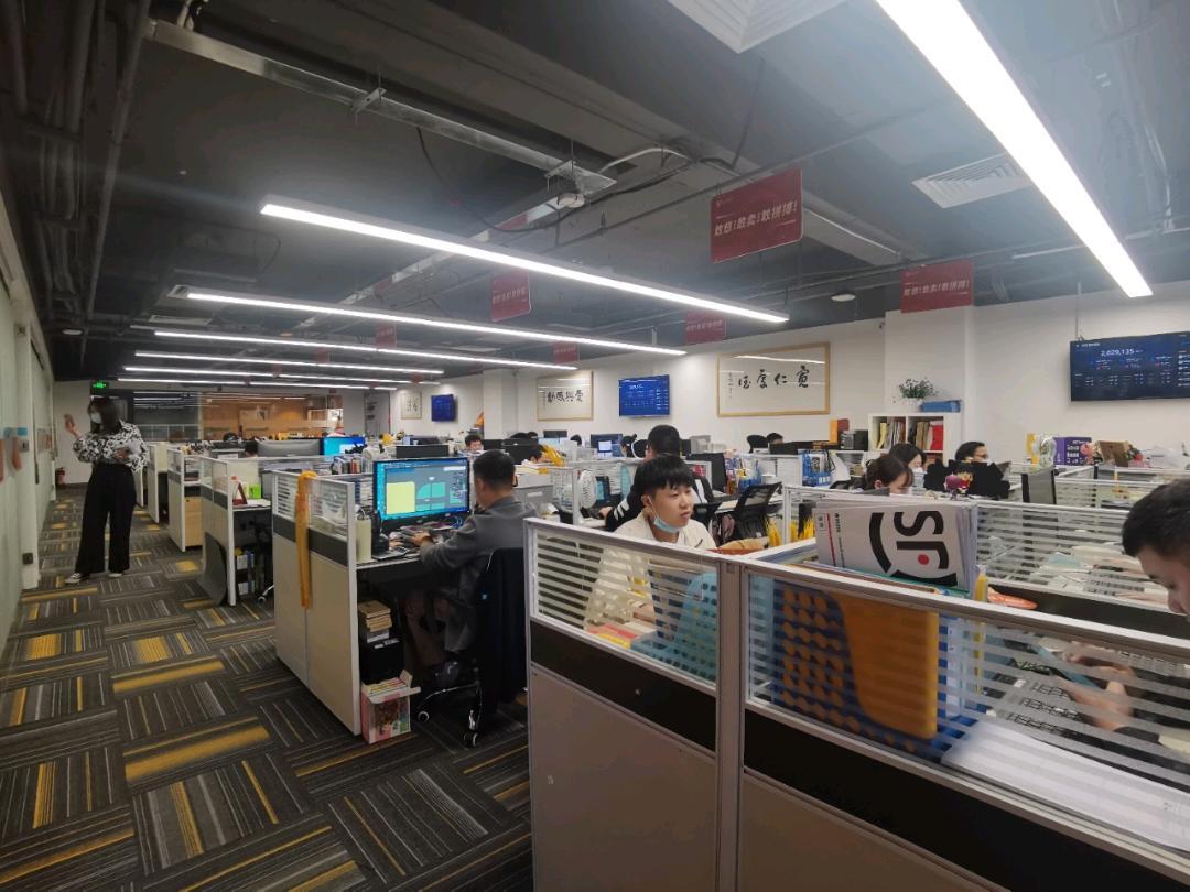 深圳市软件产业基地 630㎡ 精装 低层办公室出租
