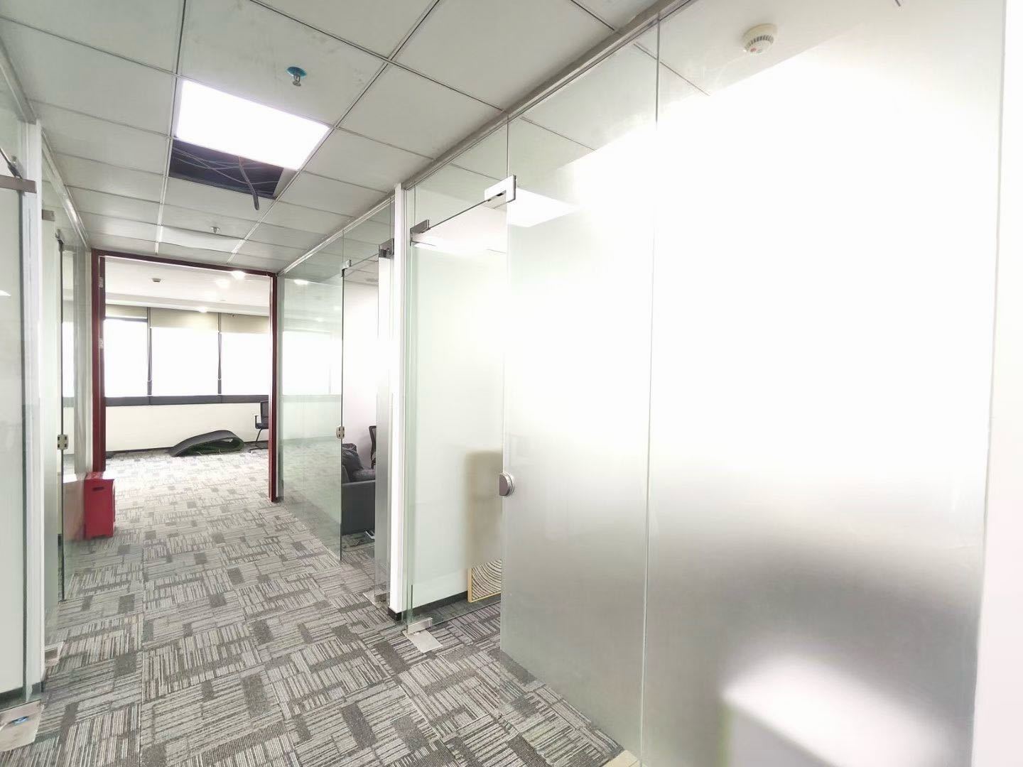 威盛科技大厦 465㎡ 精装 高层办公室出租
