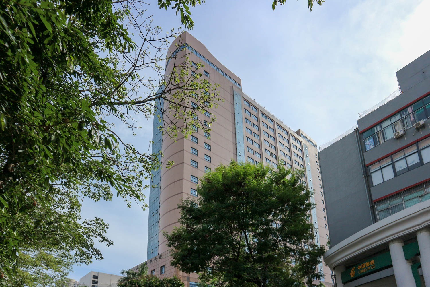 众鑫科技大厦实景图