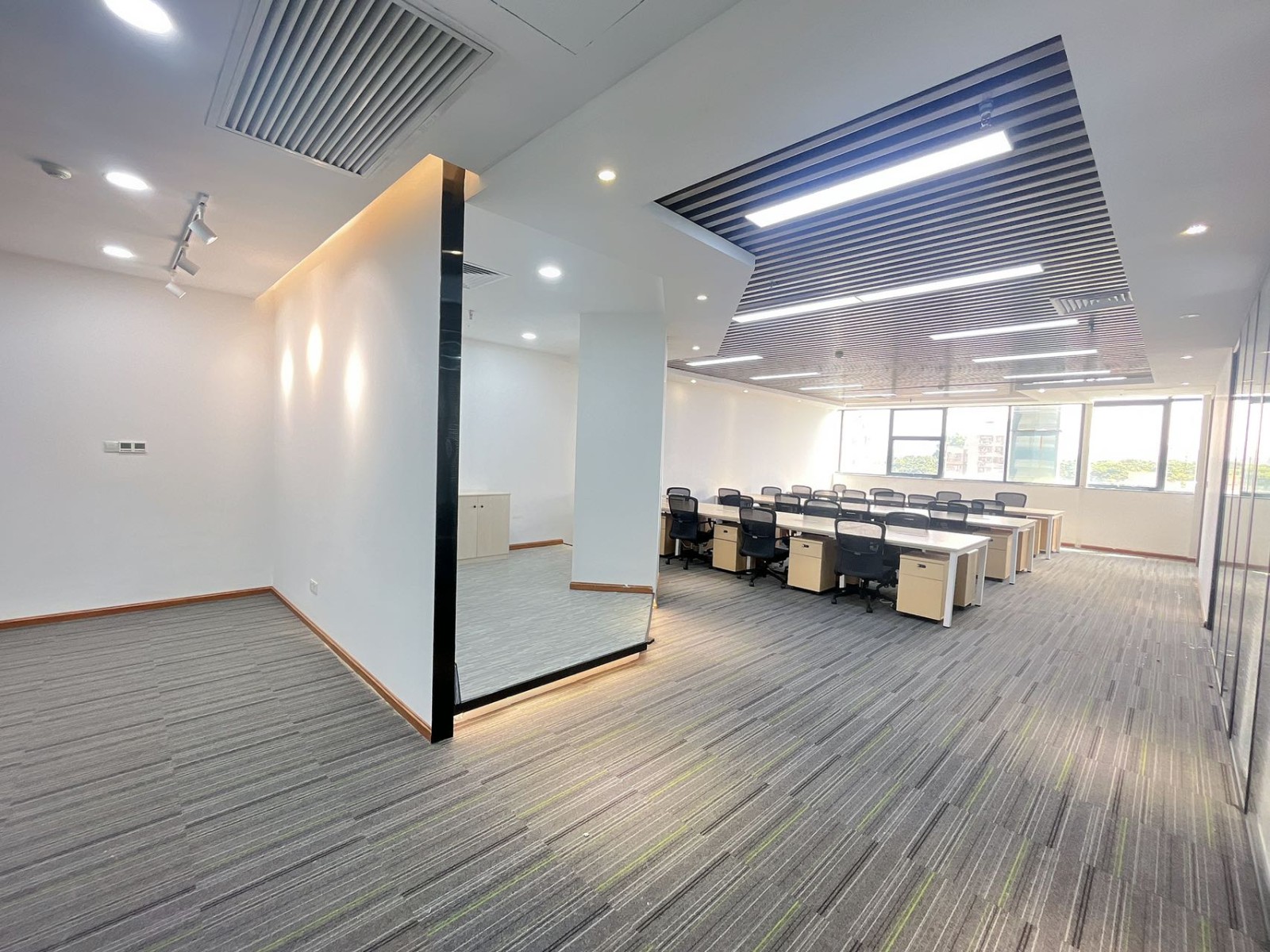 深圳西部硅谷350㎡办公室出租