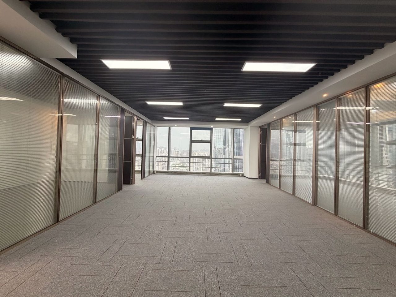 阳光科创中心234㎡精装办公室出租，高层东北向采光好实景图