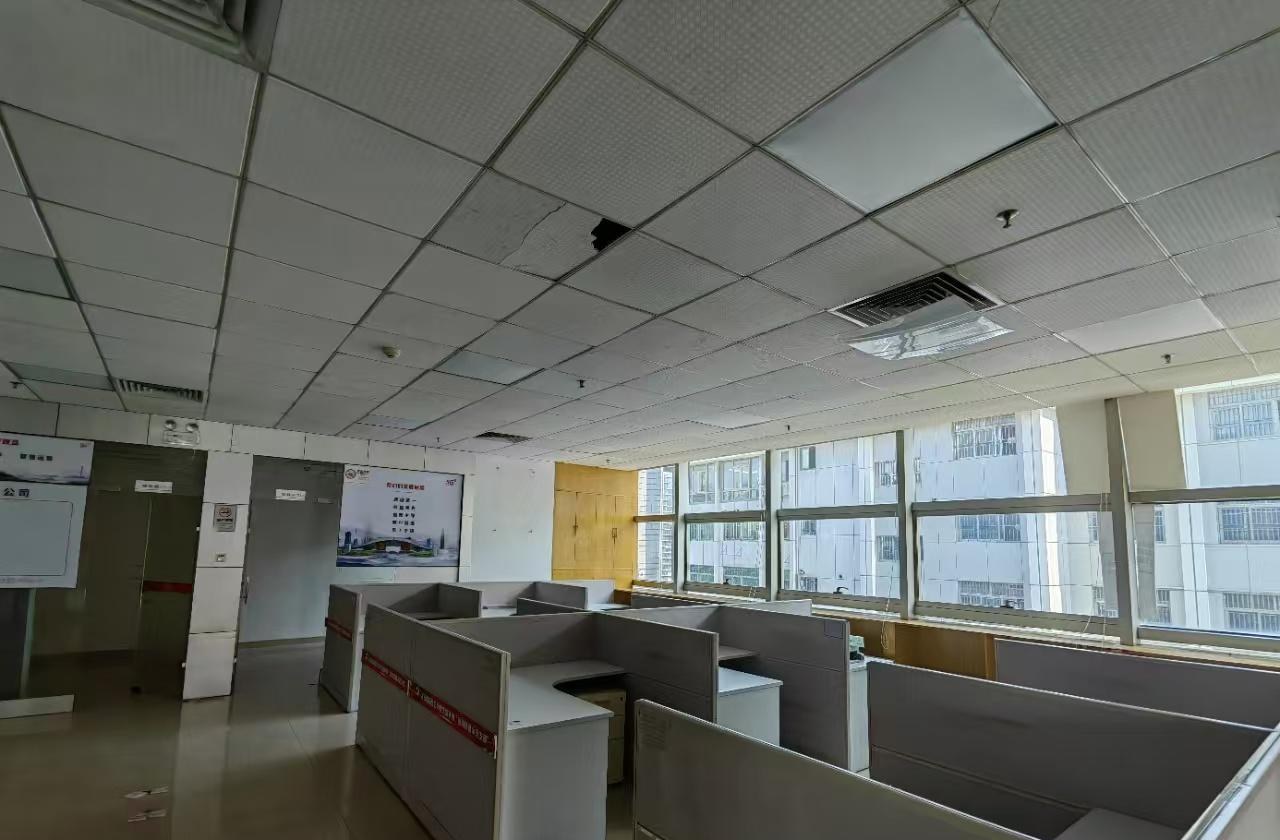 宝安中粮大厦 379㎡ 精装 中楼层办公室出租