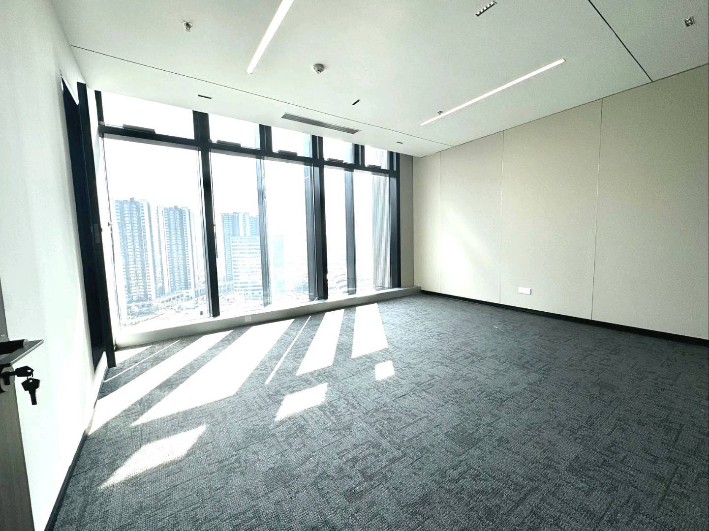 三一云都 288㎡ 精装 中层办公室出租