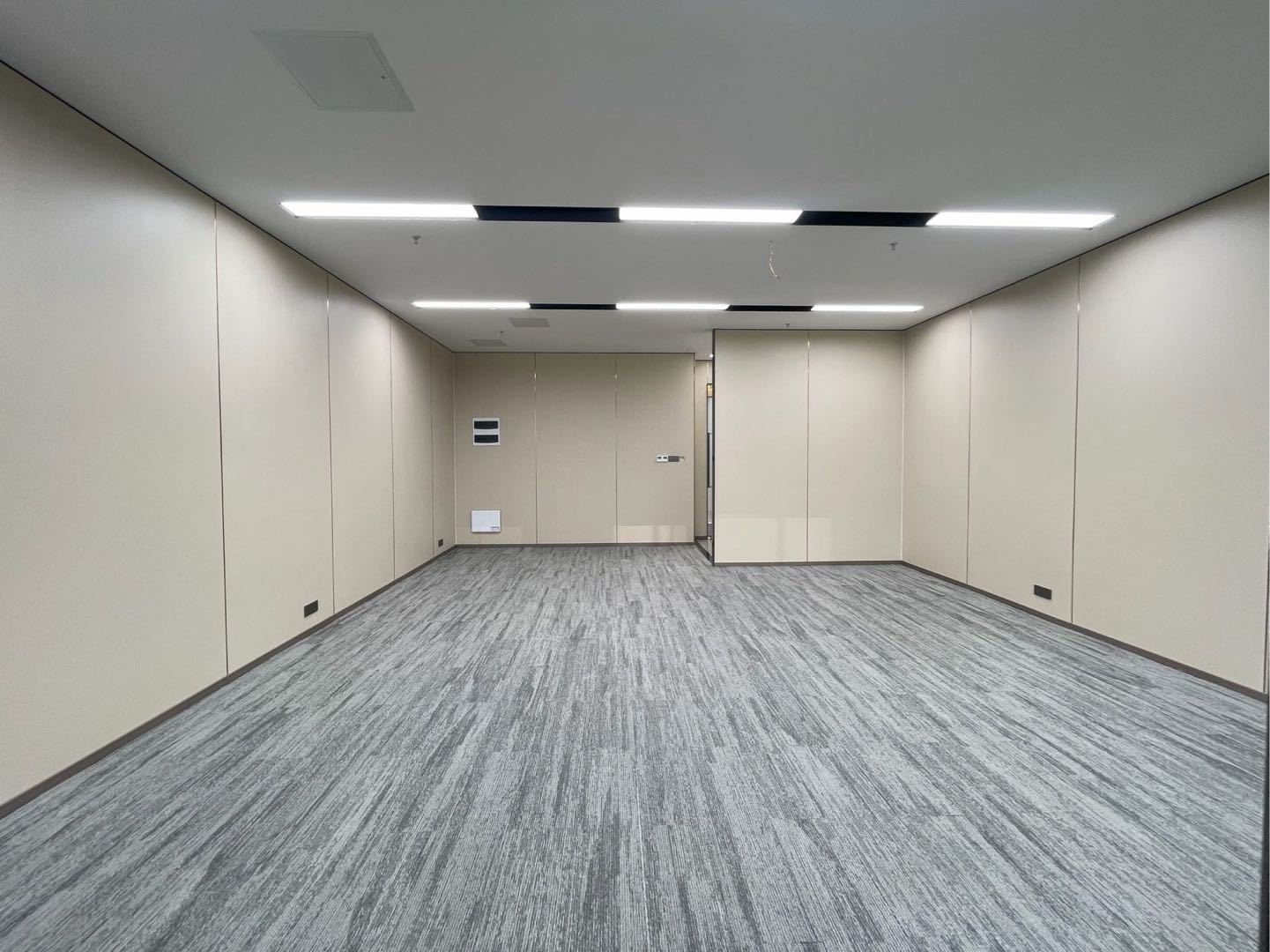 智慧广场 185.1㎡ 精装 中层办公室出租