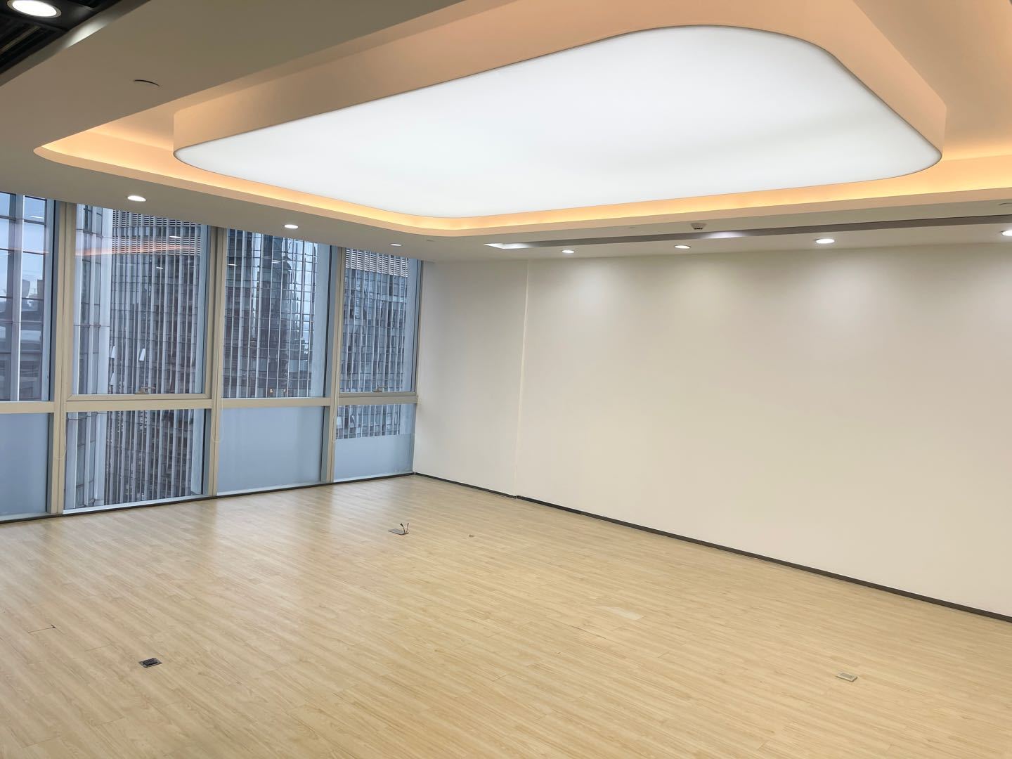 大冲商务中心 571㎡ 精装 高层办公室出租