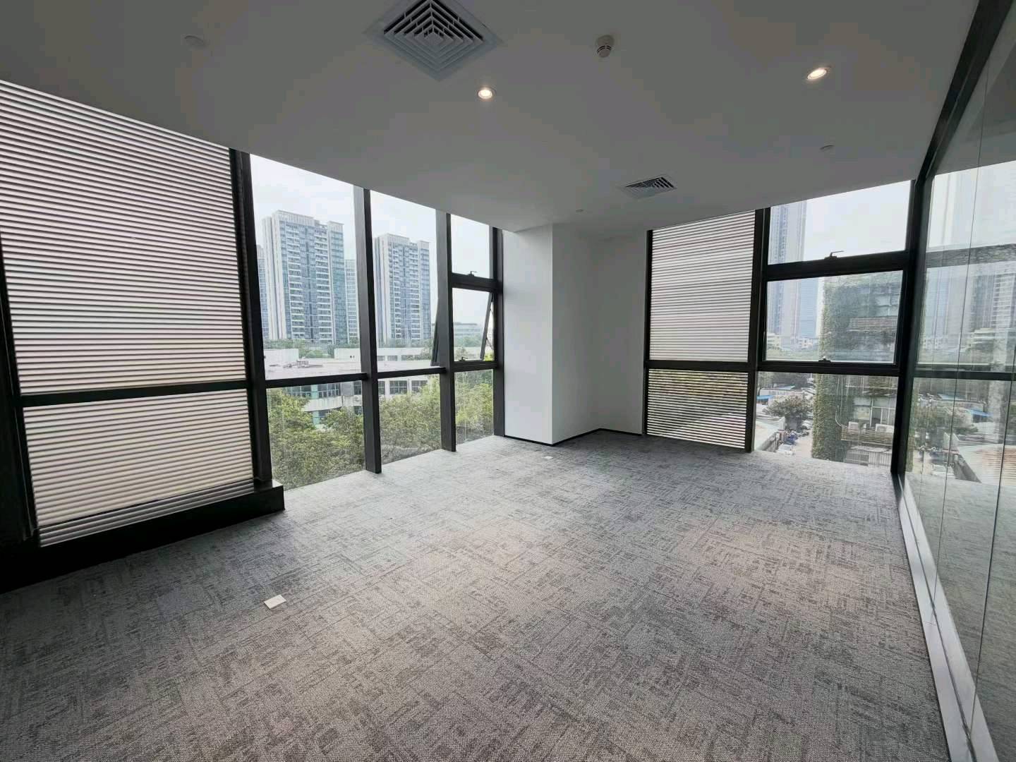 海翔广场 165㎡ 精装 低层办公室出租