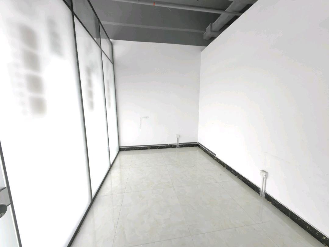 创维创新谷 115㎡ 精装 中层办公室出租