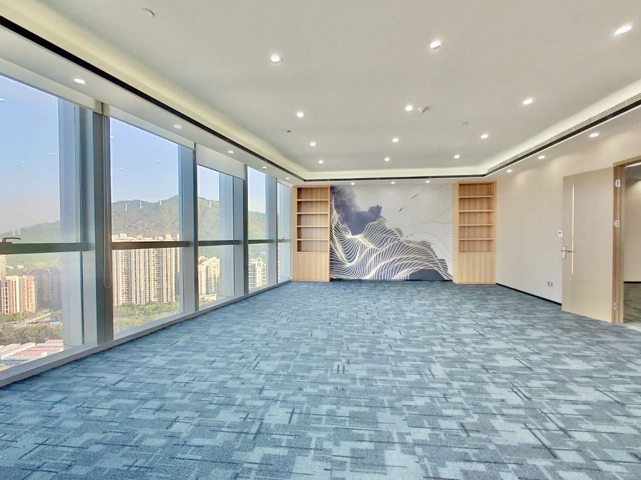 香江金融中心写字楼728㎡精装户型·高层东南向出租