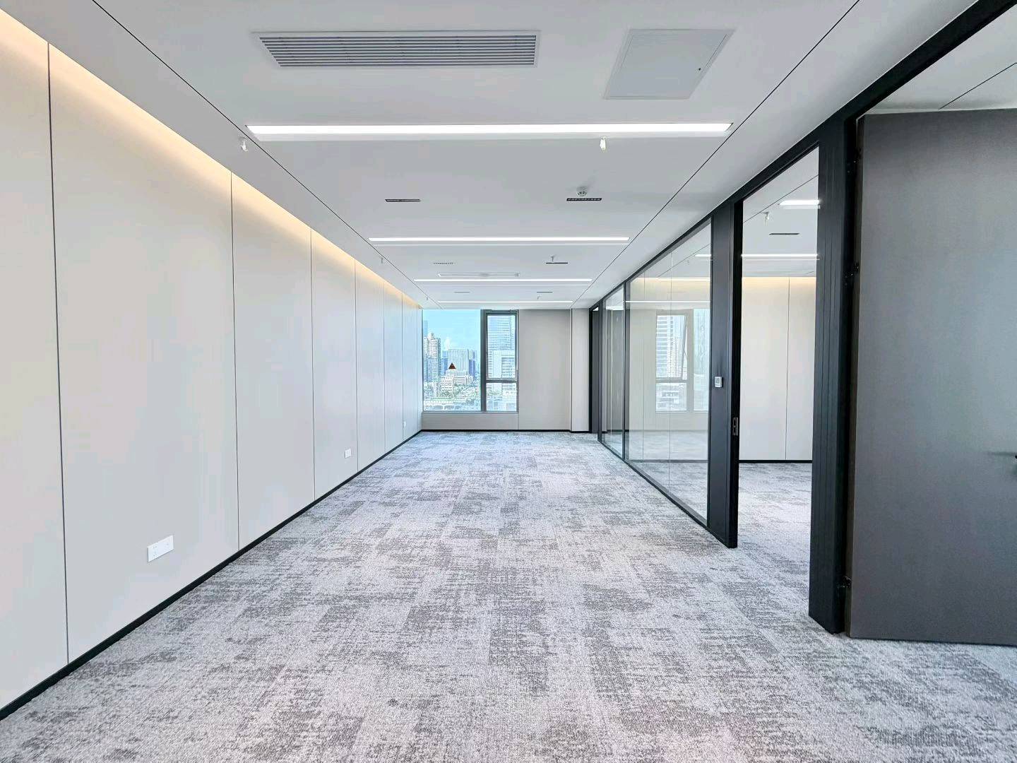 远望谷大厦 279㎡ 精装 中层办公室出租