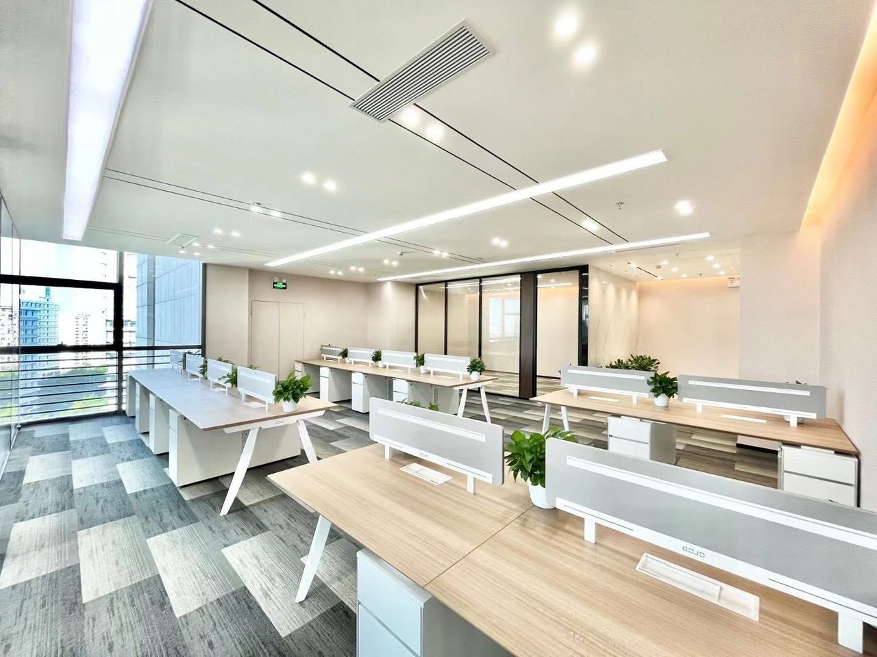 北科大厦写字楼385㎡精装户型·高层西北向出租