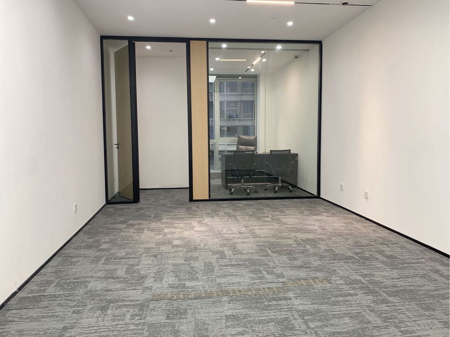 华润置地大厦 60㎡ 精装 高层办公室出租