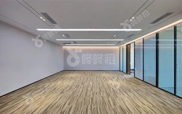 南山区前海 恒裕前海金融中心228㎡精装办公间低层出租实景图