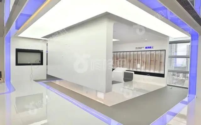 招商局广场2030㎡精装办公室出租，低层四面采光向采光好