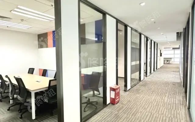 招商局广场2030㎡精装办公室出租，低层四面采光向采光好
