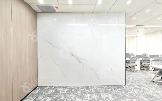 世茂前海中心（前海世茂大厦）200㎡豪装写字楼（南山区前海） 近铁路公园站