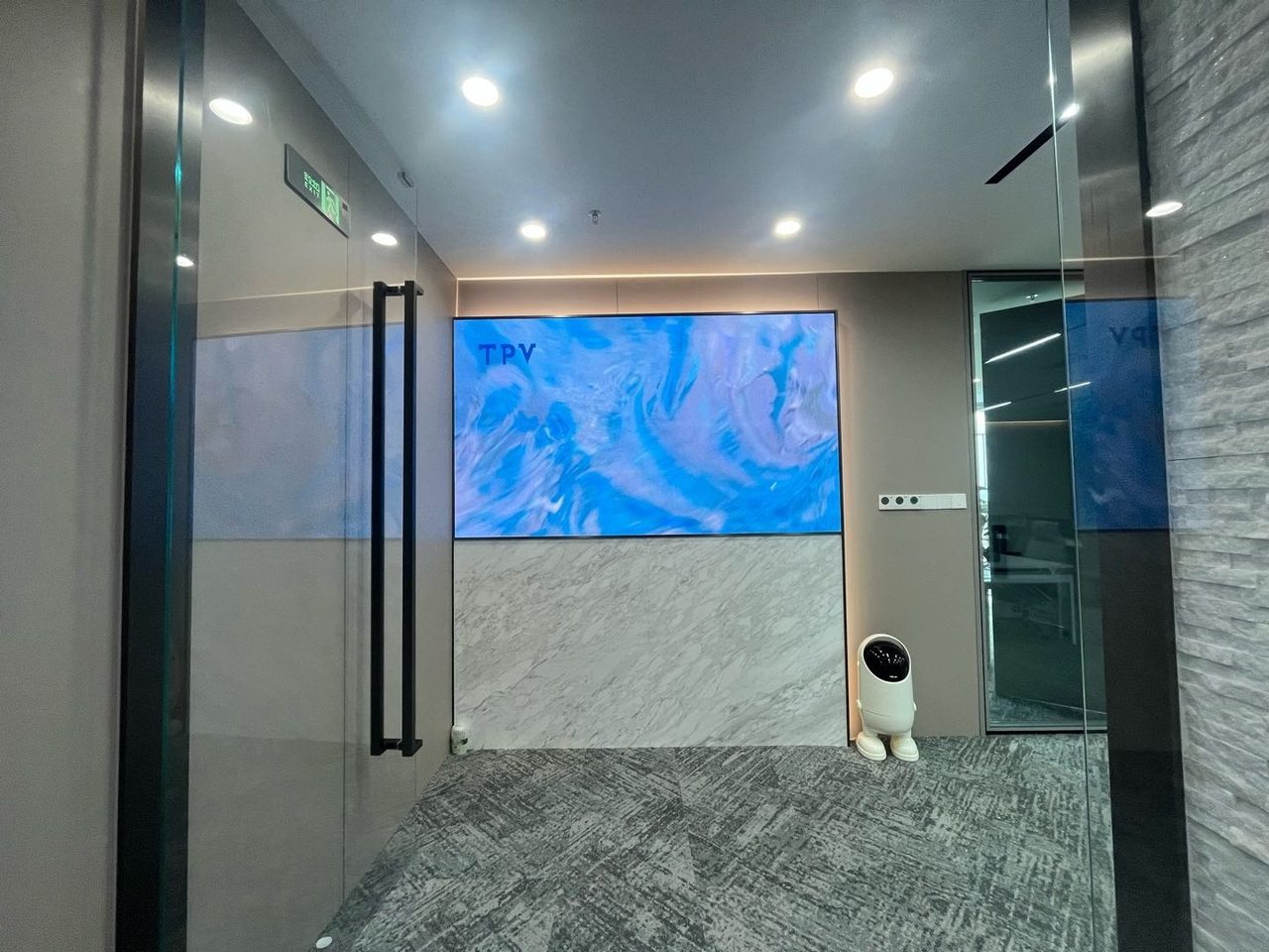 南山区科技园 先健科技大厦300㎡豪装办公间高层出租