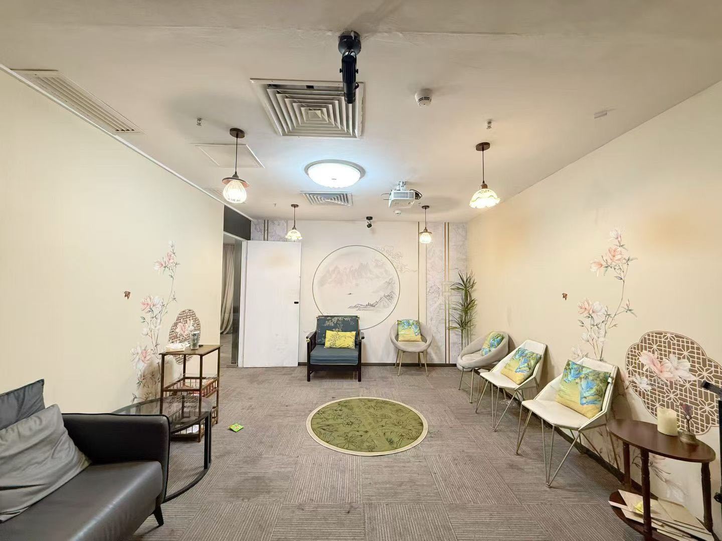 深南花园（裙楼） 328㎡ 豪装 低层办公室出租