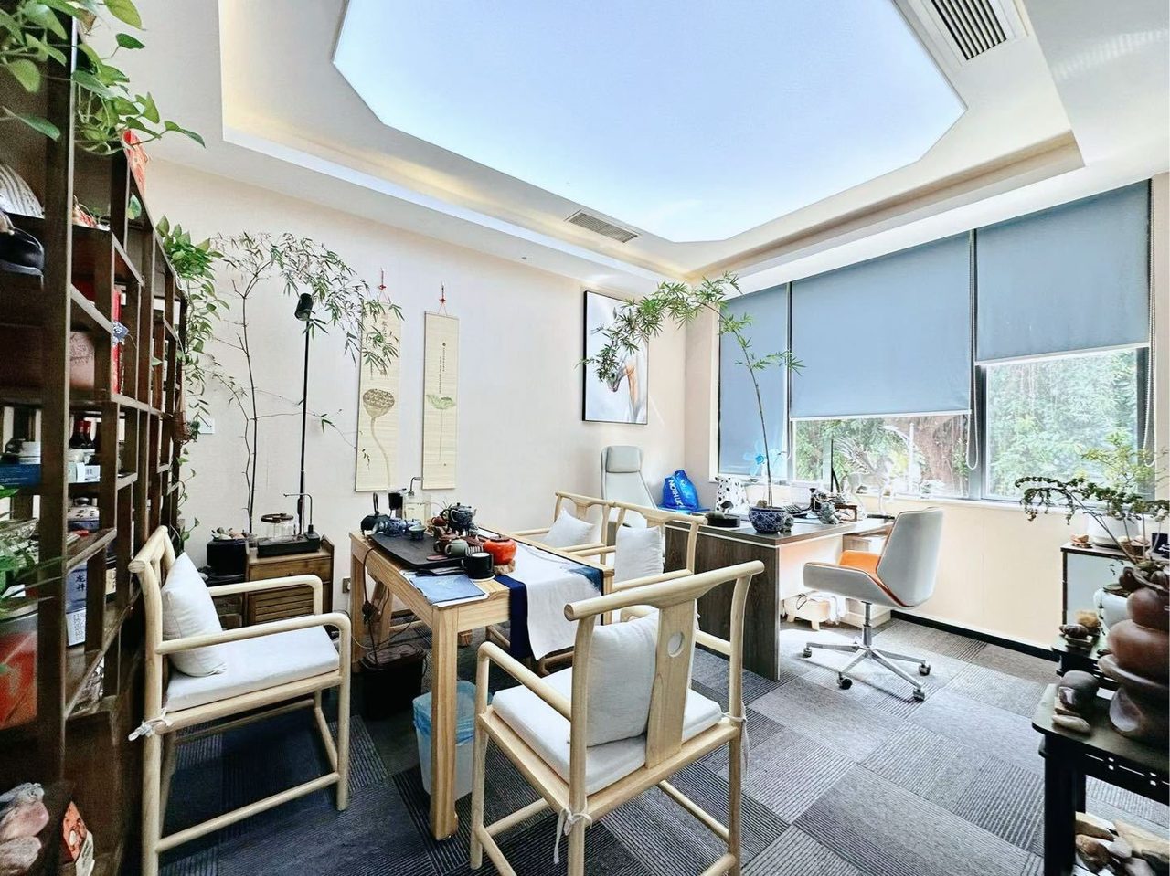 园西工业区288㎡豪装办公室出租,高层南向采光好