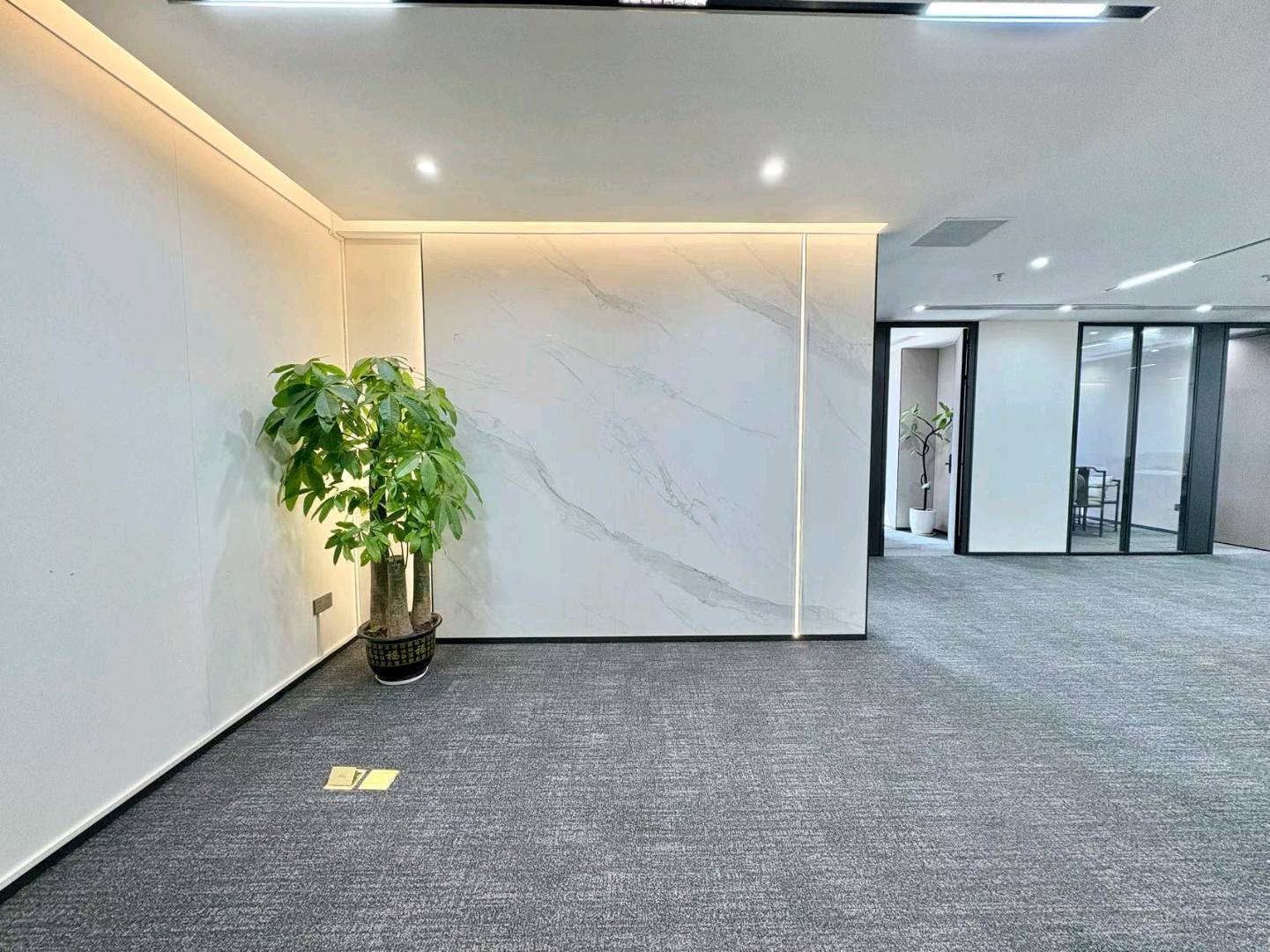 豪威科技大厦 436㎡ 精装 中层办公室出租