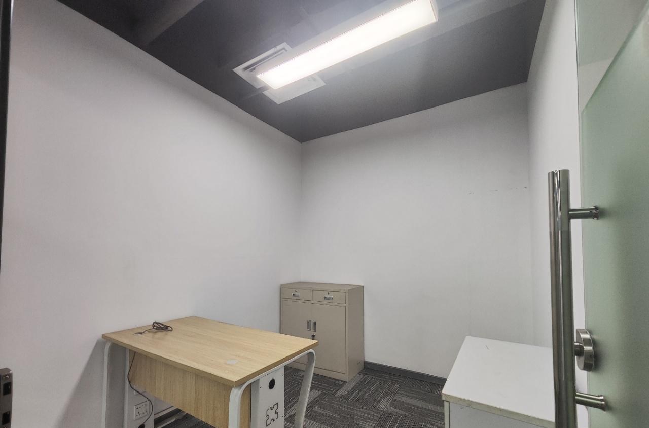 深圳市软件产业基地 490㎡ 精装 低楼层办公室出租