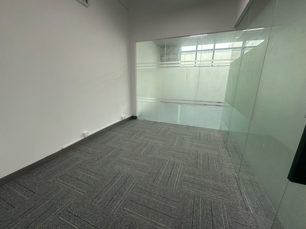 南山云谷二期140㎡精装写字楼（南山区西丽） 近大学城站
