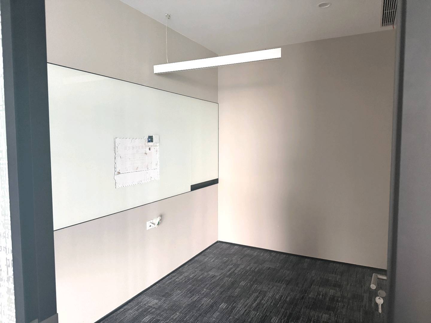 金地威新中心 200㎡ 精装 高层办公室出租