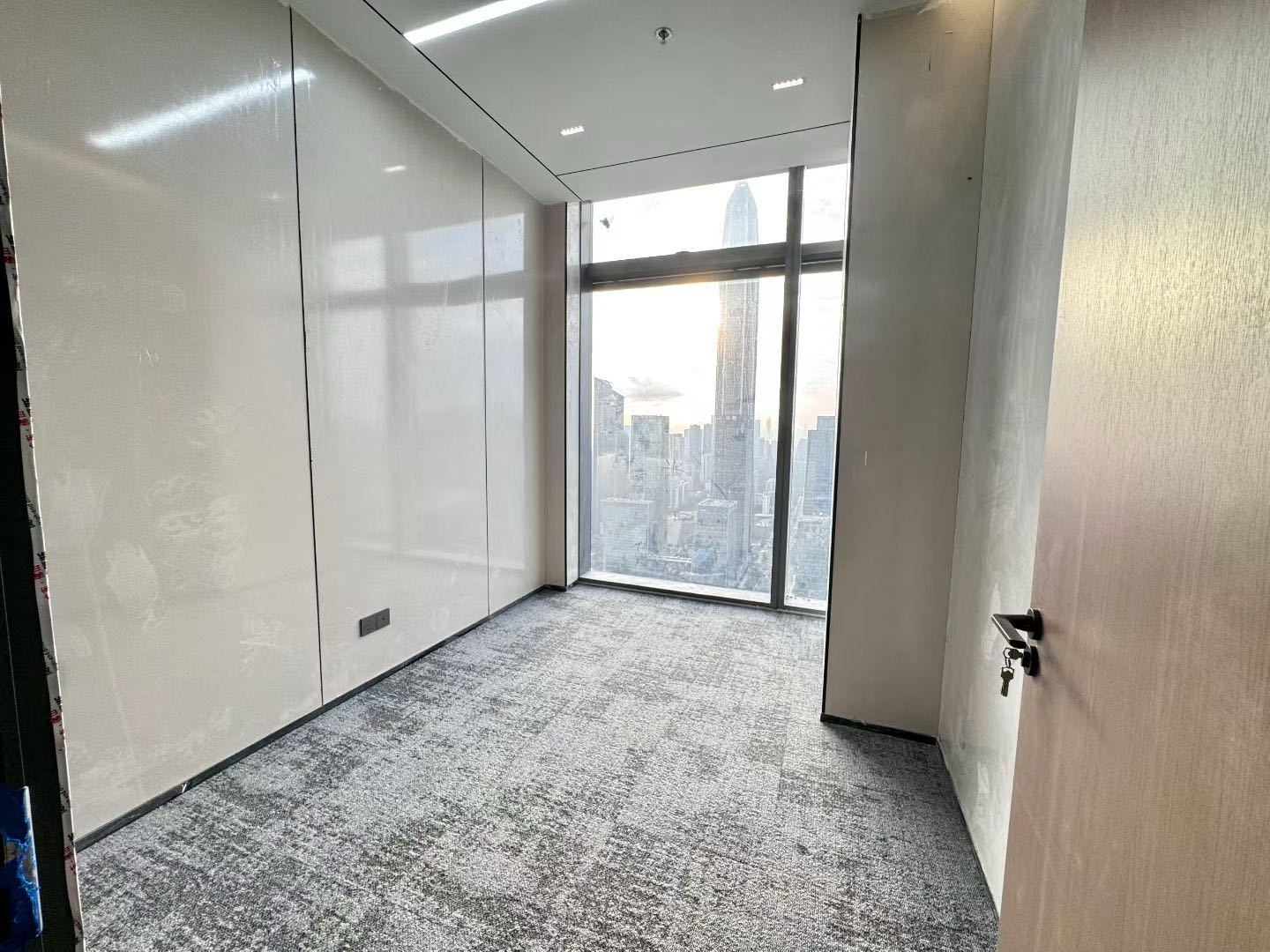 皇庭中心 248㎡ 精装 高层办公室出租