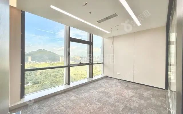 光峰科技大厦写字楼200㎡精装户型·中层南向出租