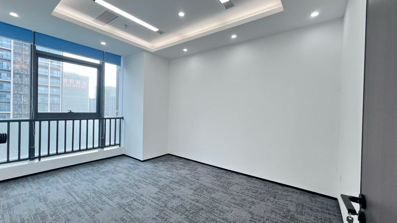 南园枫叶大厦238㎡精装办公室出租，中层西向采光好