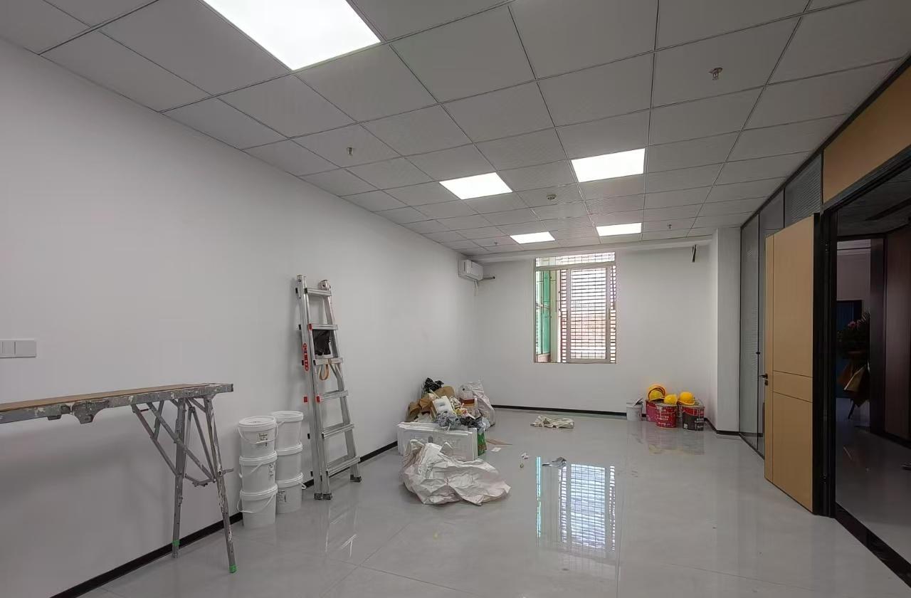 兴华工业大厦 730㎡ 精装 低楼层办公室出租