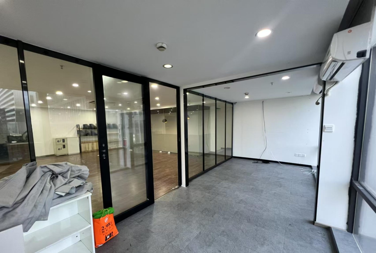 中芬设计园 151㎡ 精装 低楼层办公室出租