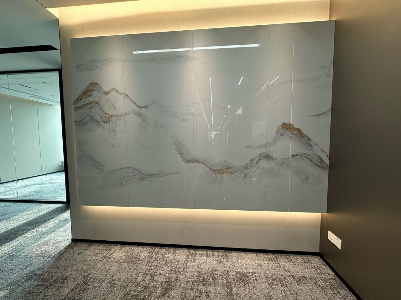 南山区科技园 远望谷大厦200㎡精装办公间中层出租