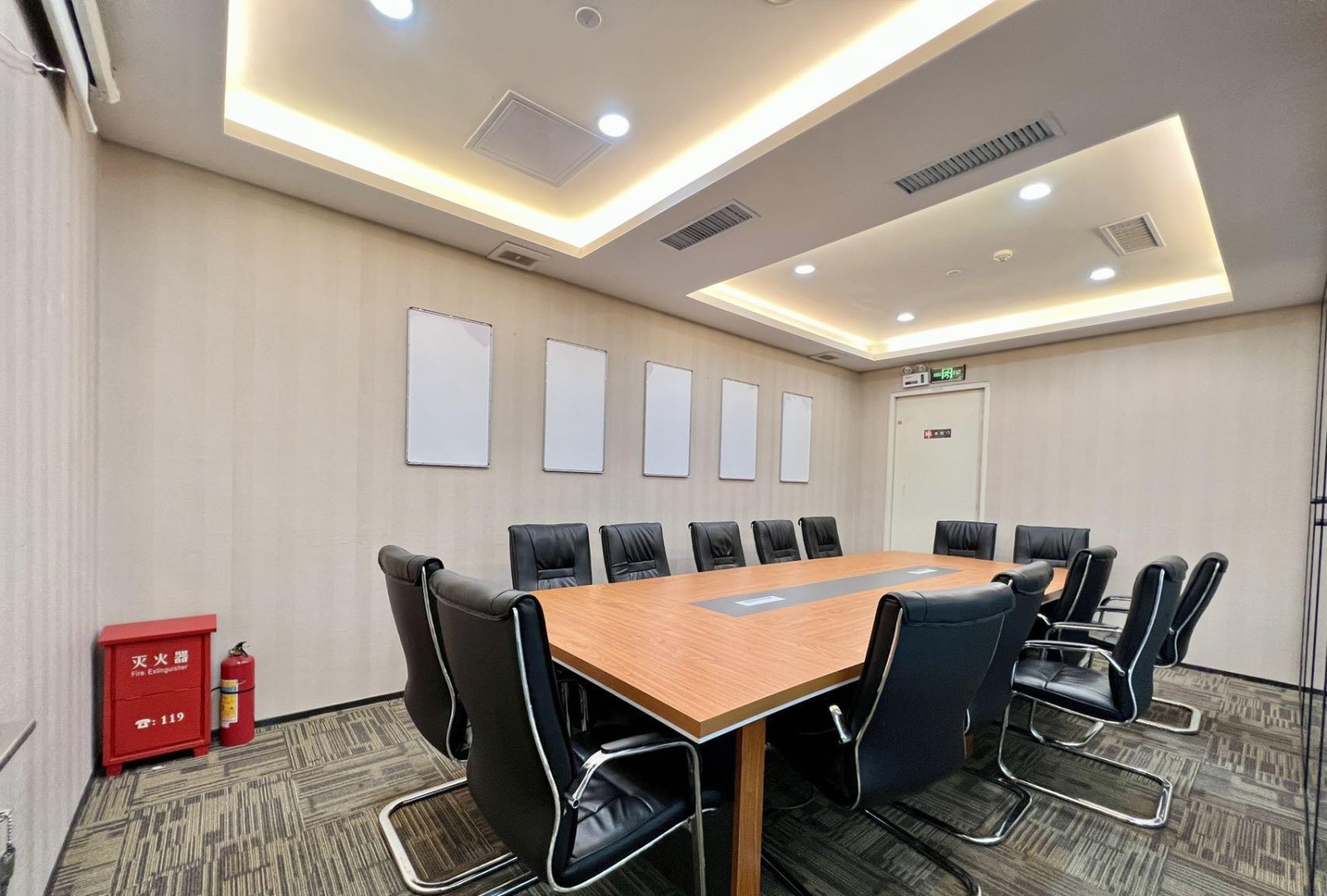 讯美科技广场 266㎡ 精装 中楼层办公室出租