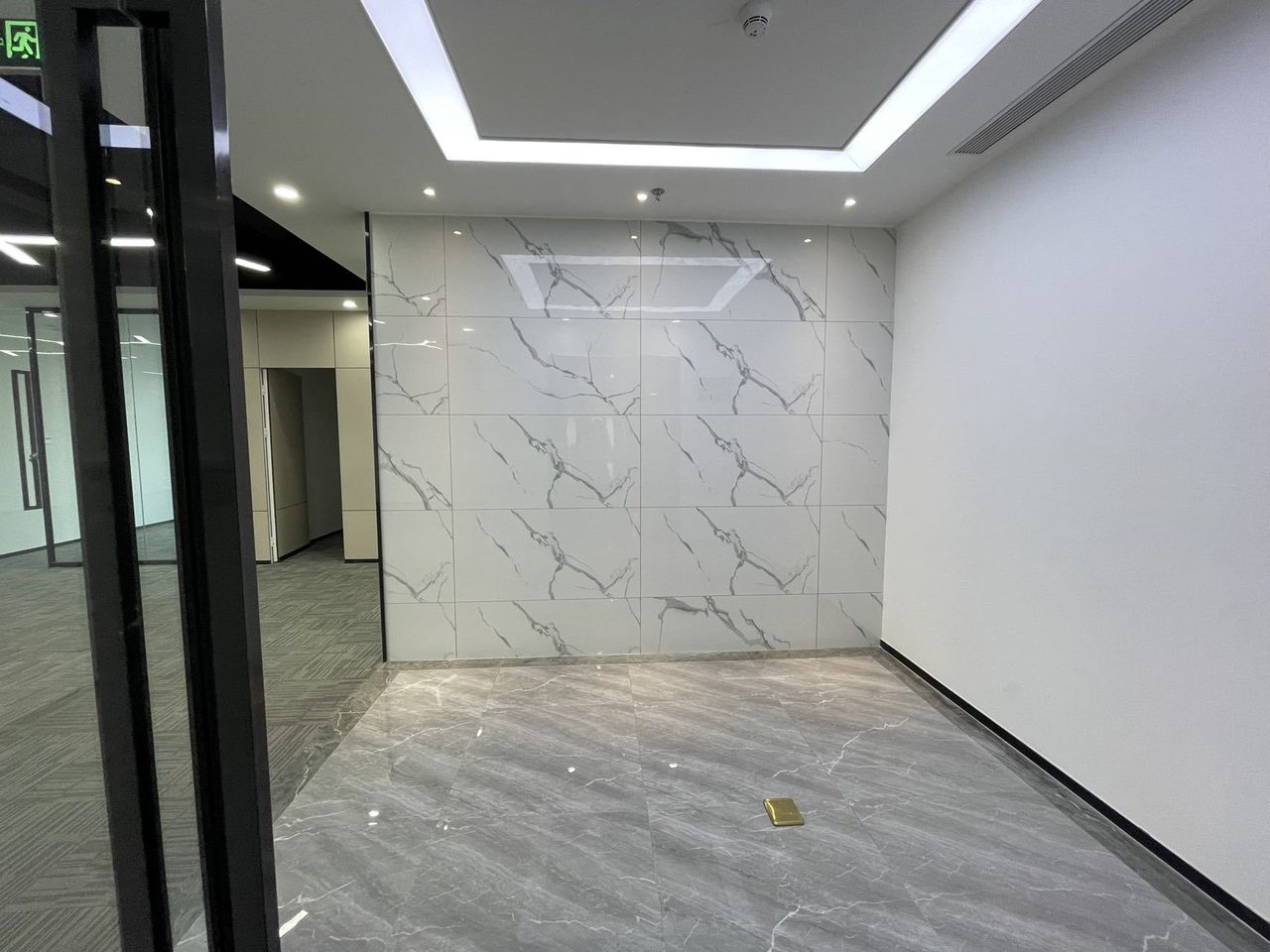 宝安区新安写字楼出租 稻兴环球科创中心(信义领域) 564㎡精装实景图