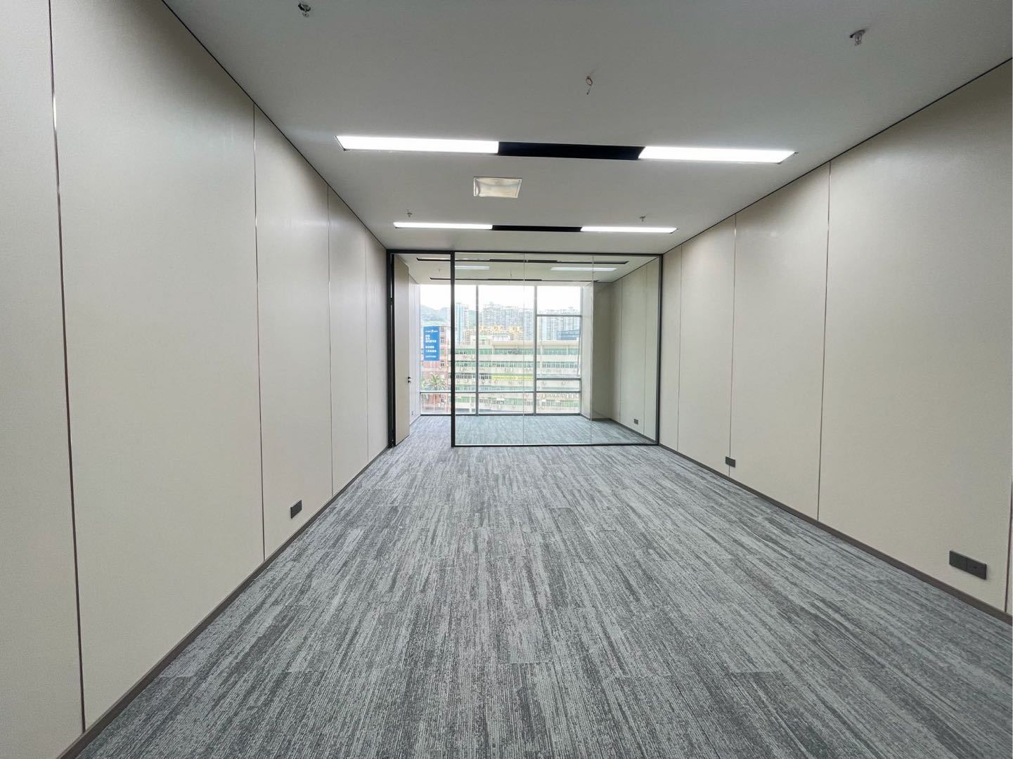 智慧广场 200㎡ 豪装 中层办公室出租