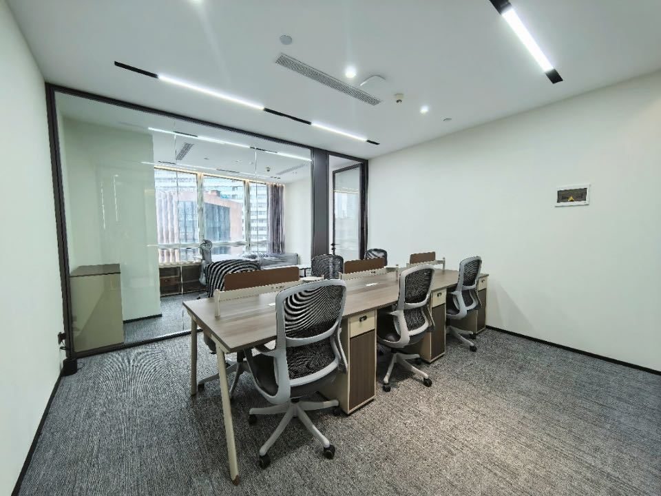 南山区科技园 方大大厦88㎡精装办公间低层出租实景图