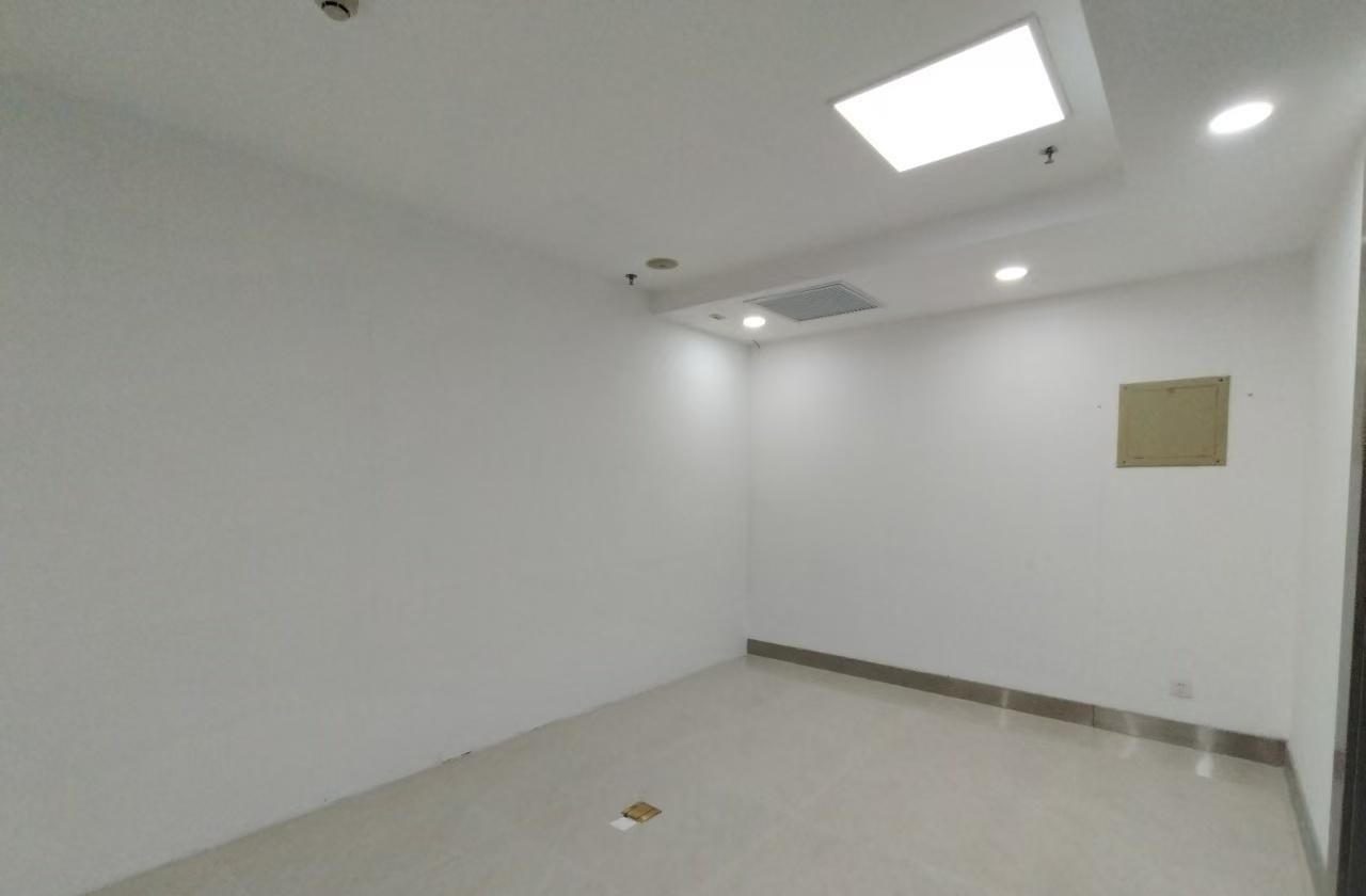 荣超滨海大厦 355㎡ 精装 中楼层办公室出租