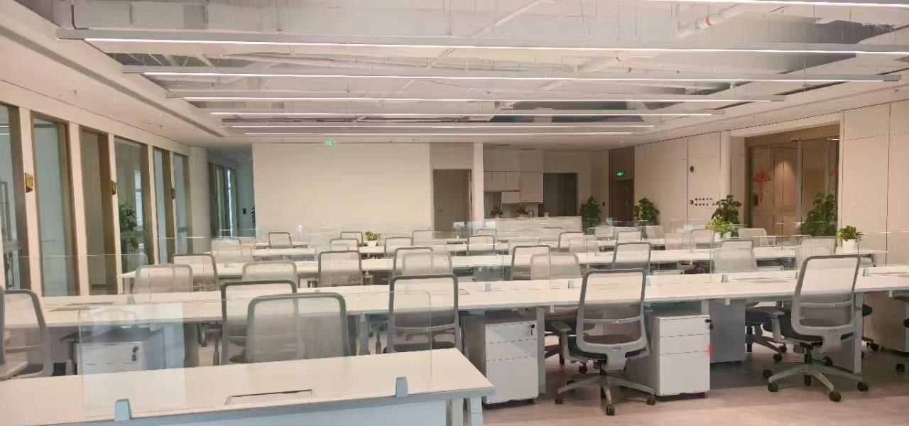 中意智慧大厦 1200㎡ 精装 中楼层办公室出租实景图