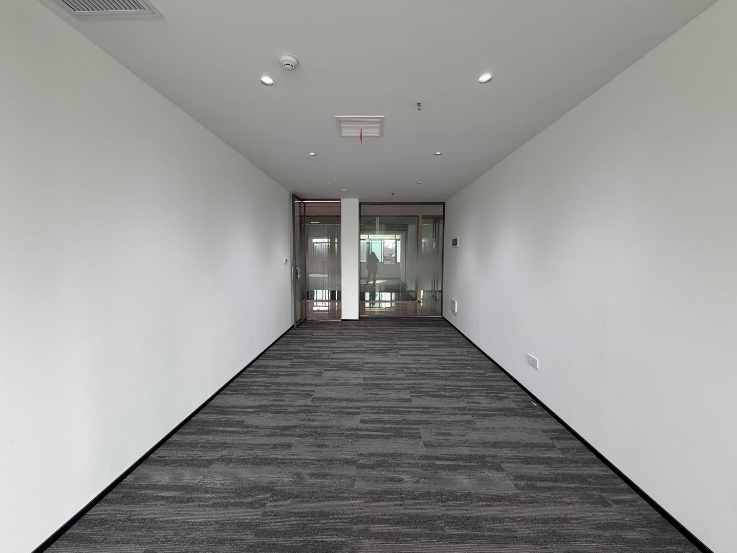 高新技术产业园(虚拟大学园) 60㎡ 精装 中层办公室出租